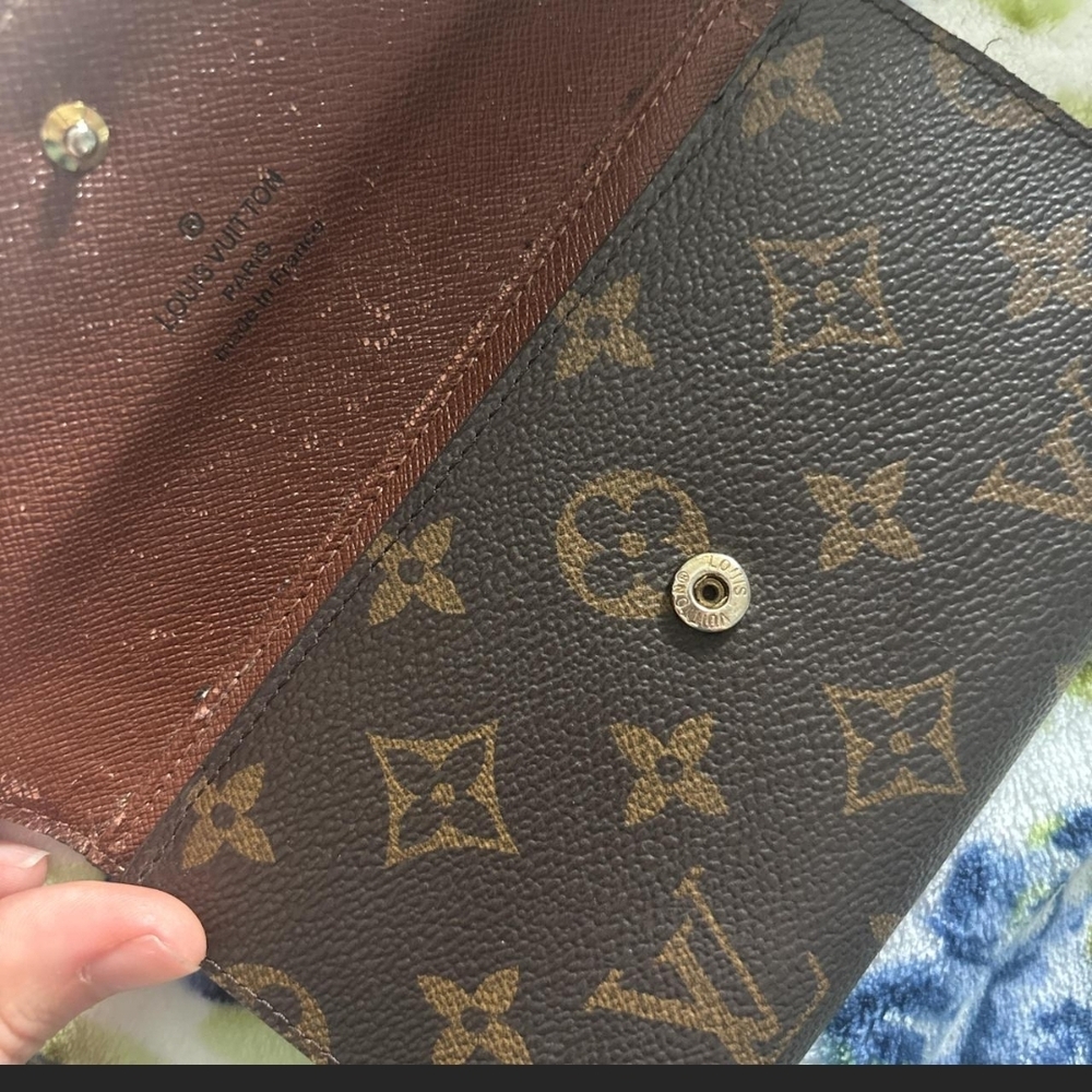 Louis Vuitton Brown Monogram Women's Wallet - Picture 7 of 8